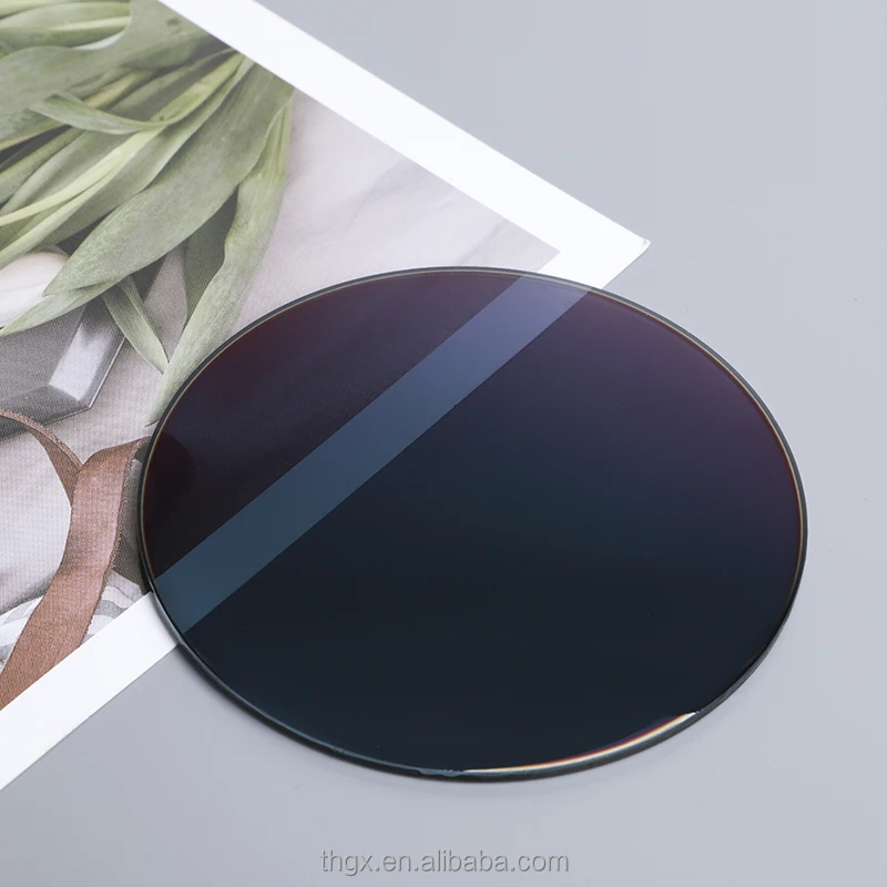 High index 1.61 spin photochromic  mr-8 single vision shmc