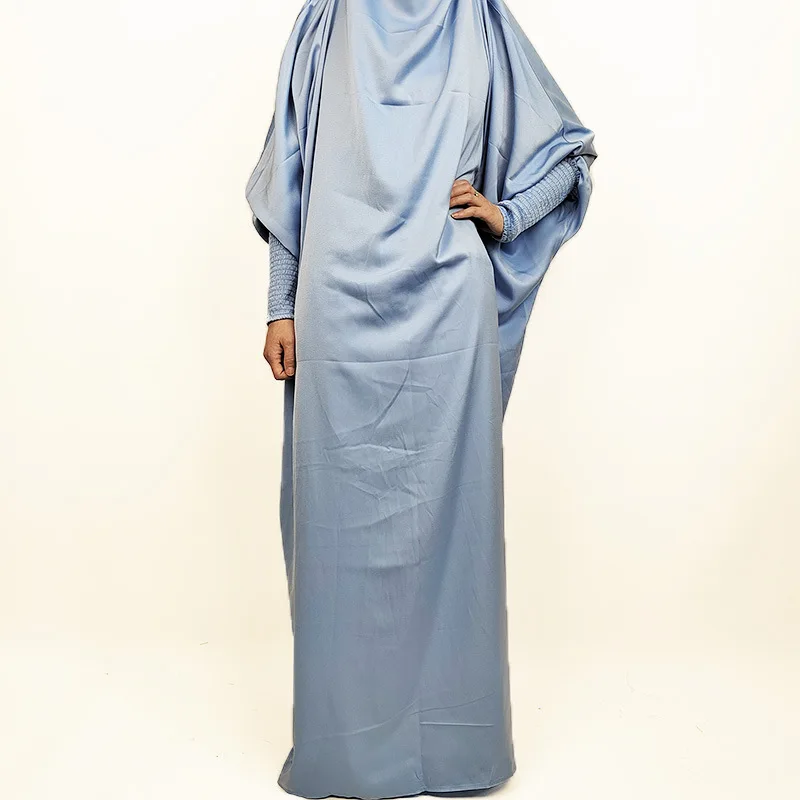 Wholesale Modest Khimar Hijab Abaya Long Sleeve Muslim Evening Dress Turkish Abaya Women Muslim Dress 2023