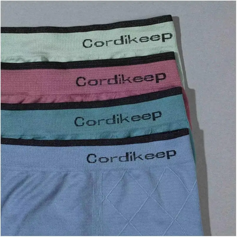 Mens Sexy Underwear Ball Pouch Ice Silk Wholesale Bikini Hot Sale Boy Photos Popular Polyester Thong Brief for Man Shipping