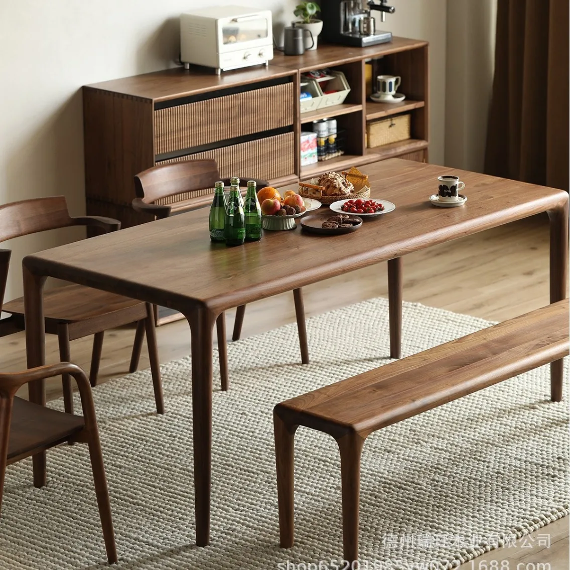 Customize Hot sale modern live edge natural South America walnut slab dining table indoor