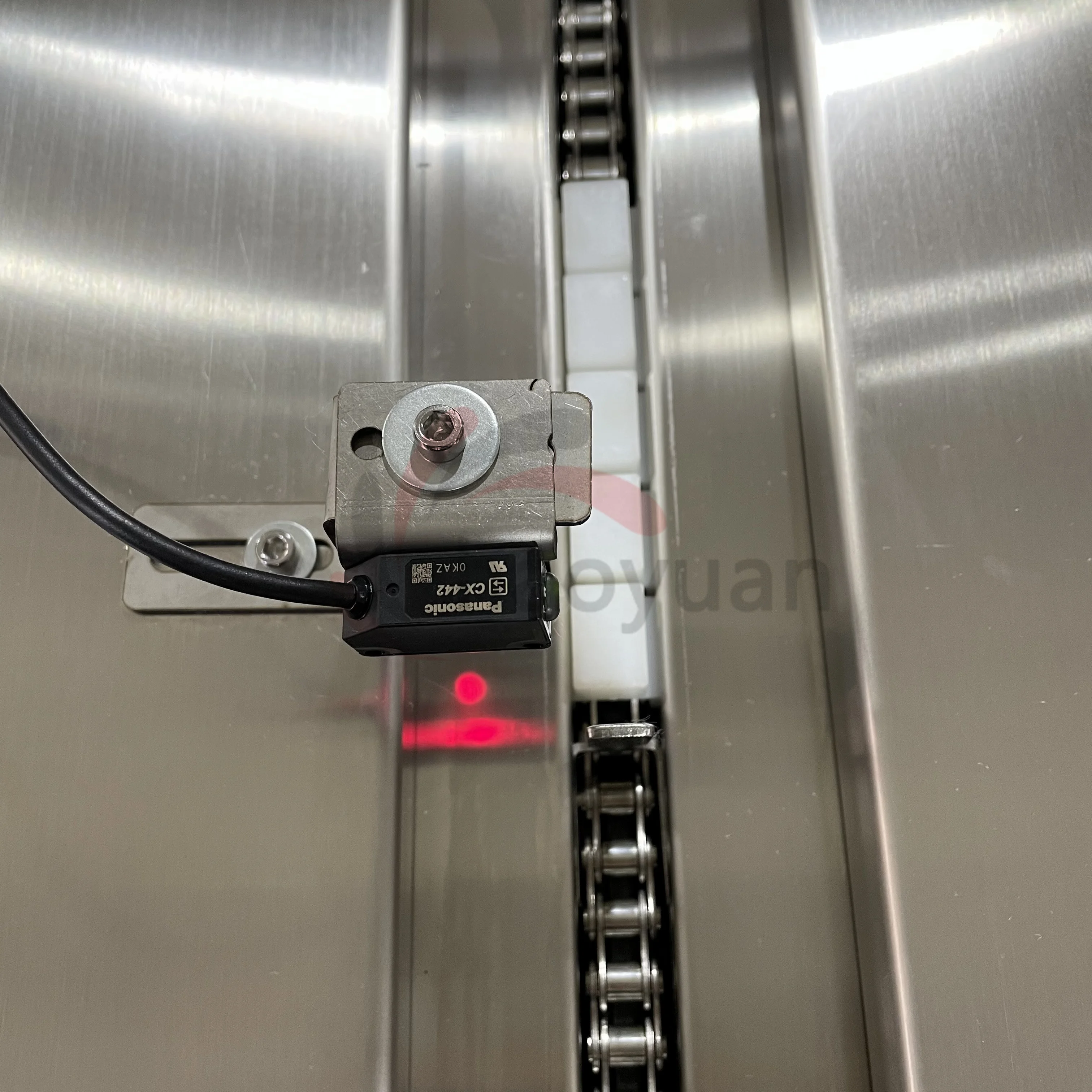 New Version Automatic Flow Chocolate protein Bars/biscuit Food Packing Machine KD-260 Haoyuan