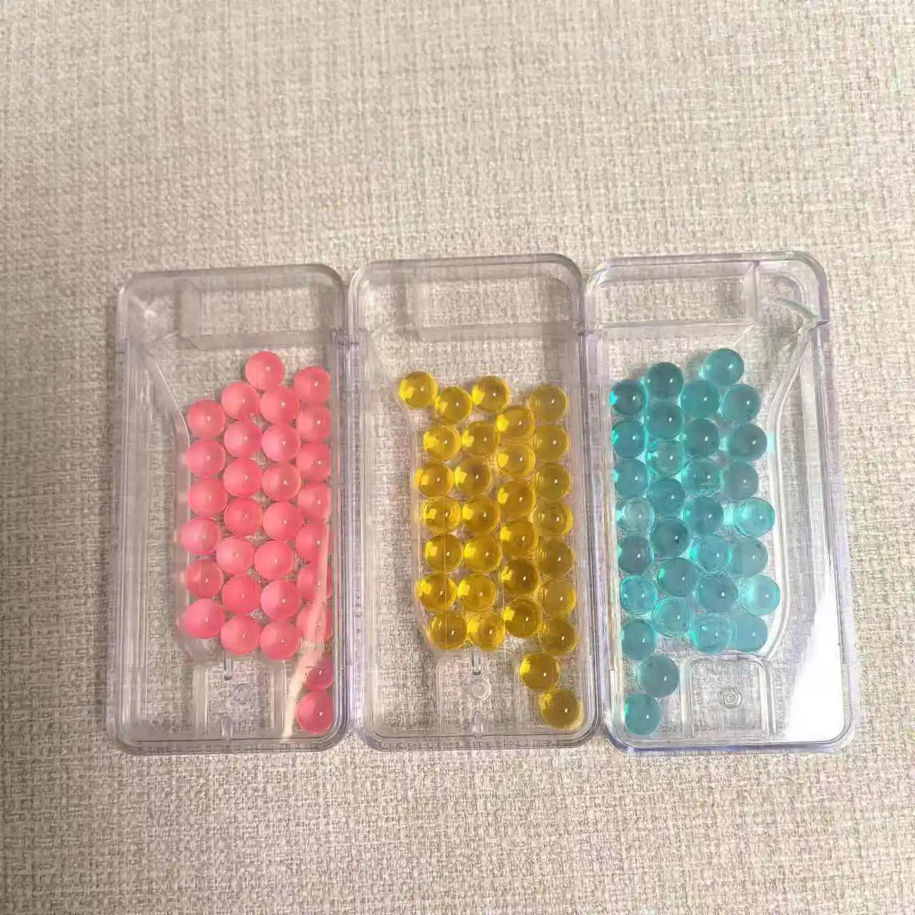 Wholesale customized mint flavored fruit flavored fresh bursting bead kissing candy