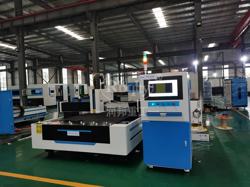 Новый тип 1530 CNC Нержавеющая листовая металлическая волоконная лазерная резка