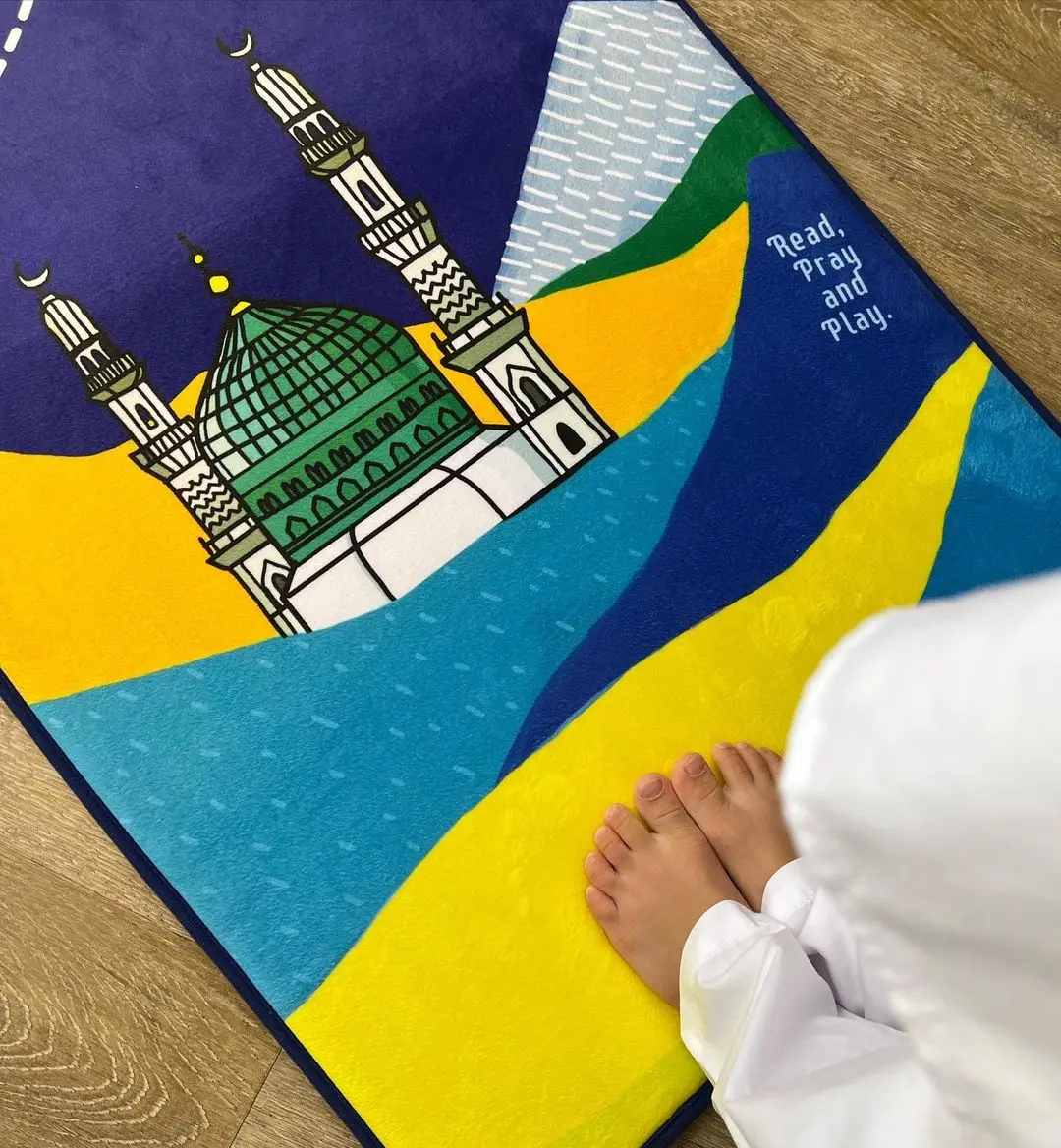 Custom Turkish High Quality Embossed Sajadah Thick Foam Padded Prayer Mat Muslim Islamic Prayer Rug Mat