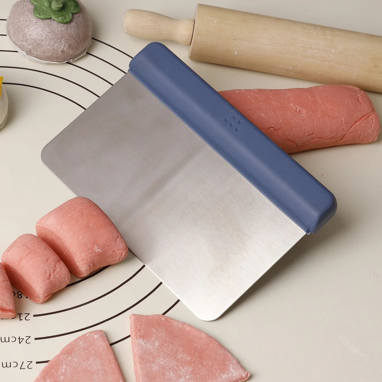 Factory stock 304 stainless steel flour knife Baking sheet dough scraper Small Kitchen cutting tool Bread cutter scraper
