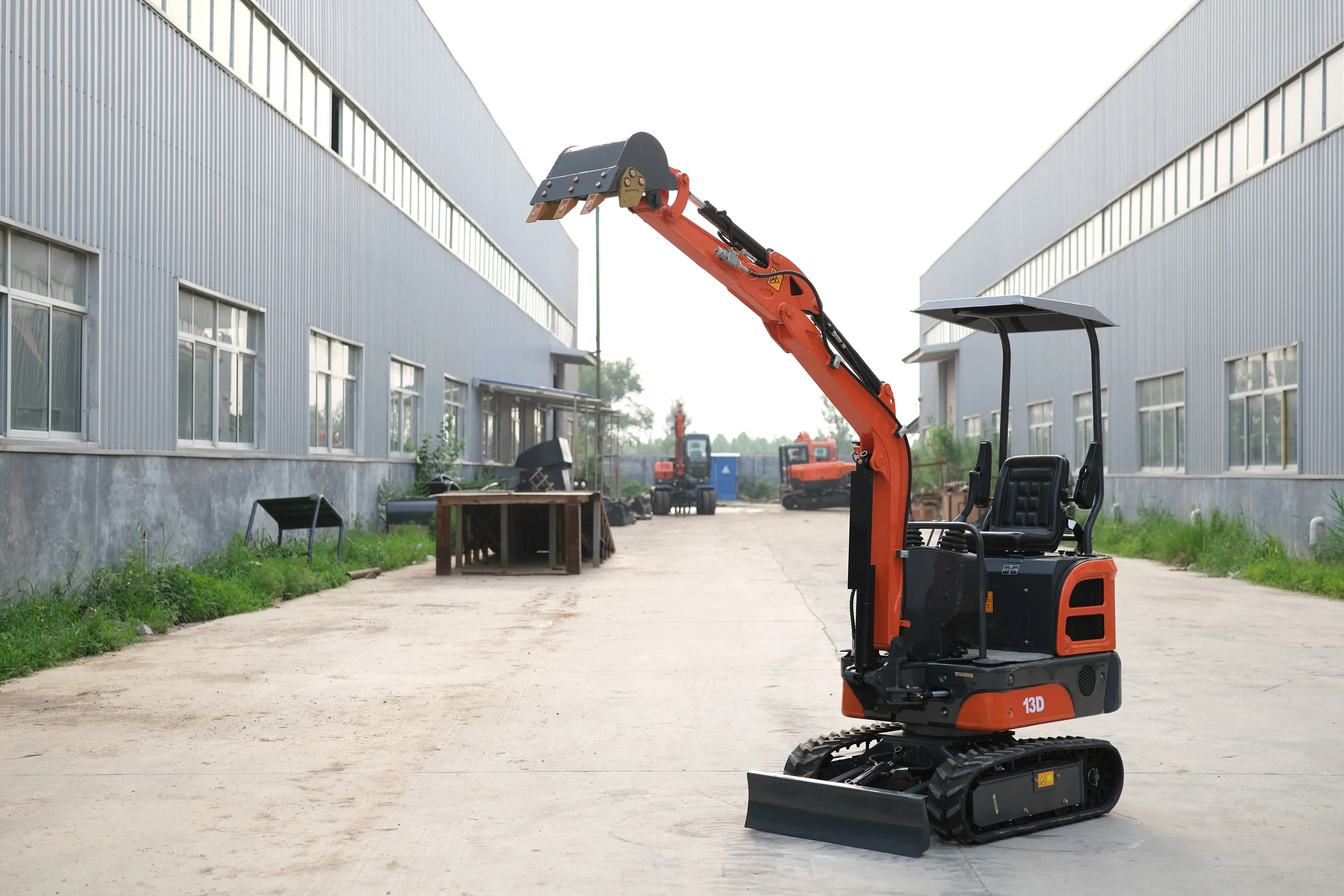 Shanding SD13D Mini Track Crawler Micro Digger Tractor   Small Excavator