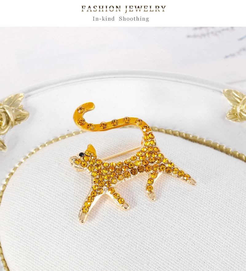 Fashion Design Rhinestone Brooch Gold Plated Korean Brooch Alloy Cute Animal Cats Brooches