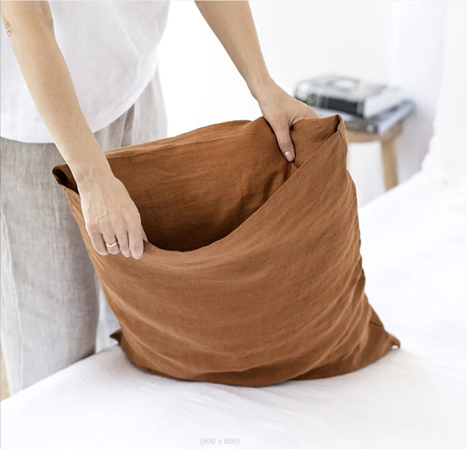 Wholesale 30x18 Inches Wine Red French Natural Breathable Cooling Washed Linen Pillow Cases for Hotel Bedroom