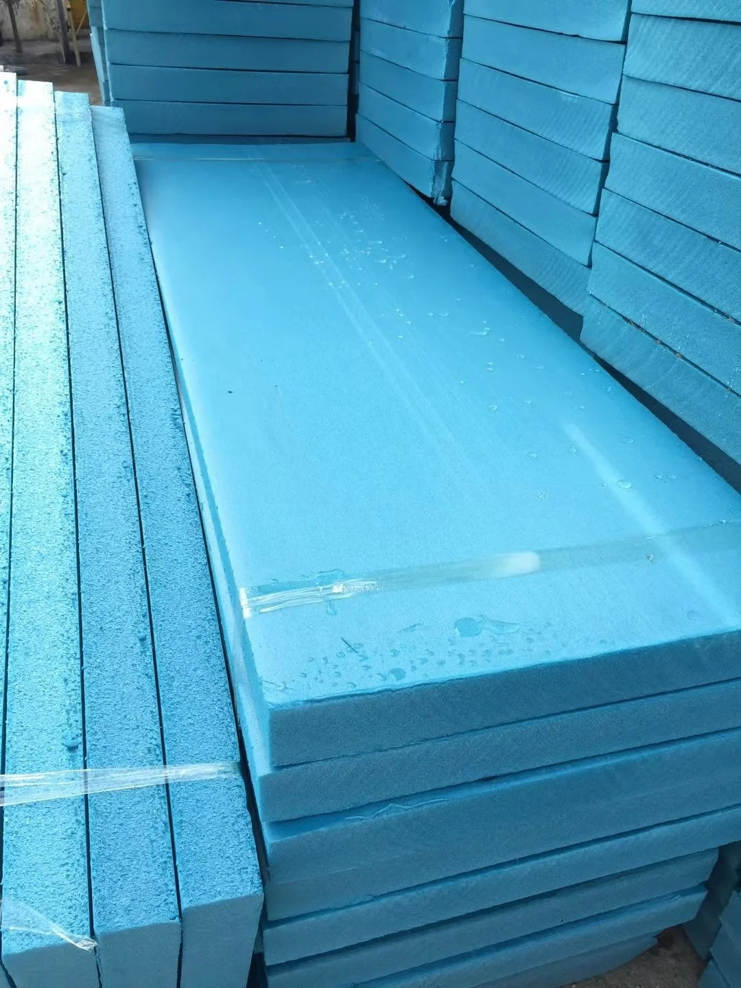 XPS Cold Storage Extruded Board B1 Grade Flame Retardant Foam 2-10cm Inner Outer Wall Sound Insulation Made Polystyrene