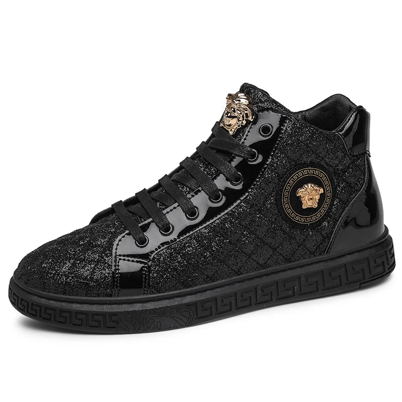 
2021 Fashion New Designs Excellent European Style Branded Men Black Board Sneakers 