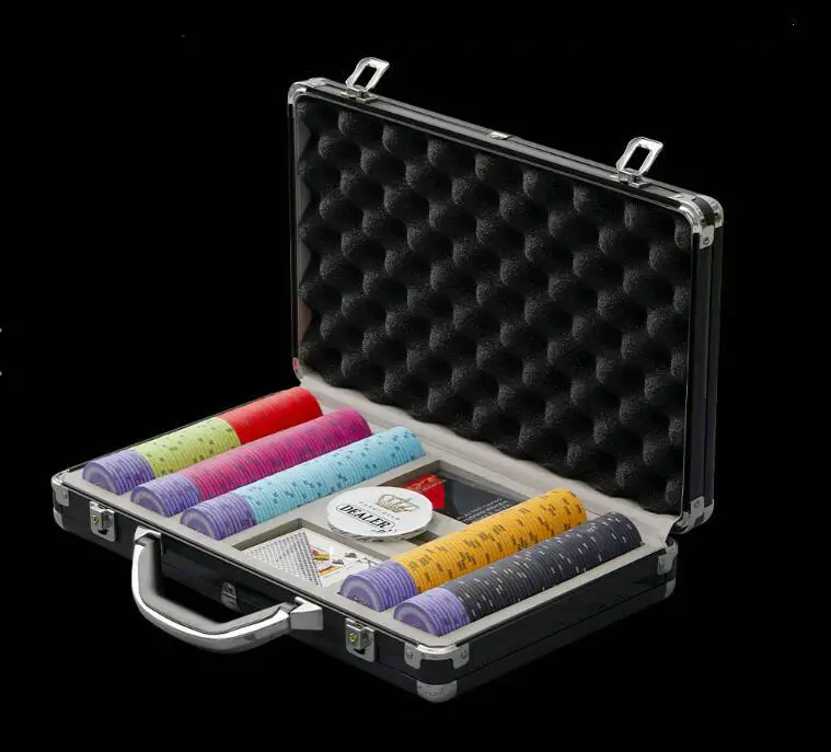 Professional poker chips set in aluminum case 300pcs per set for aluminum