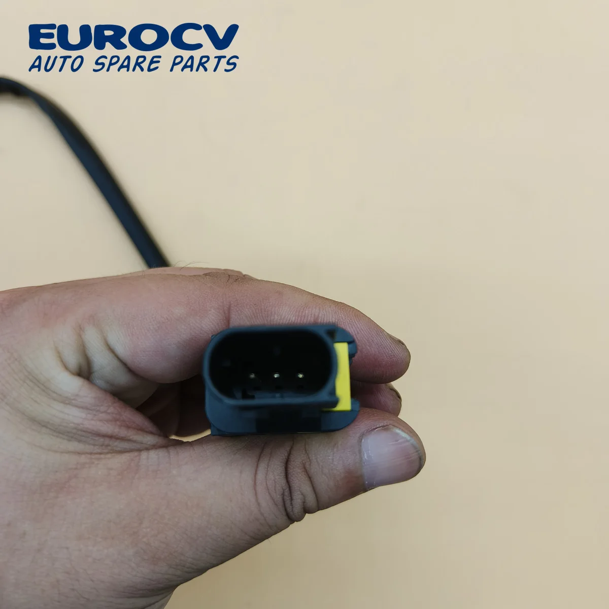 European Truck Parts VOE 21065047 AC Pressure Sensor