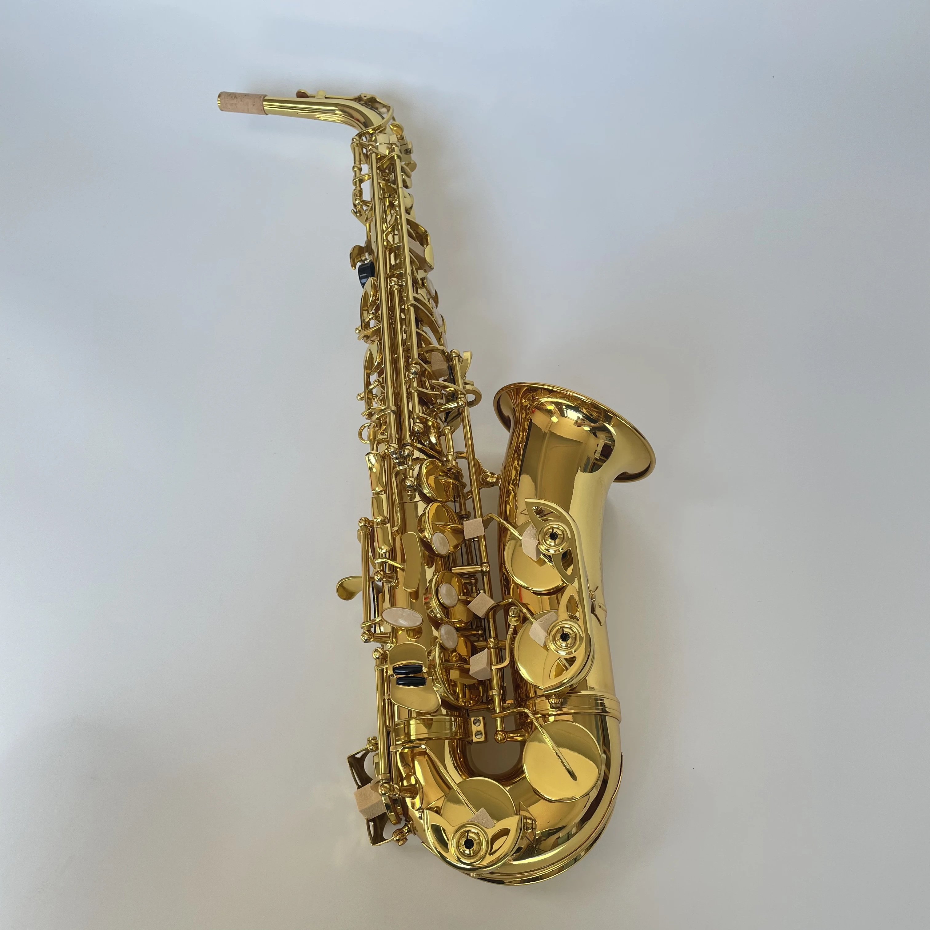 Gold Color Alto Saxophone Eb Key Brass Lacquer Finished Saxophone