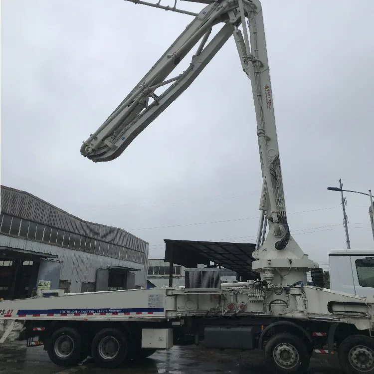 
Good condition actros diesel pump used zoomlion concrete pumps truck 