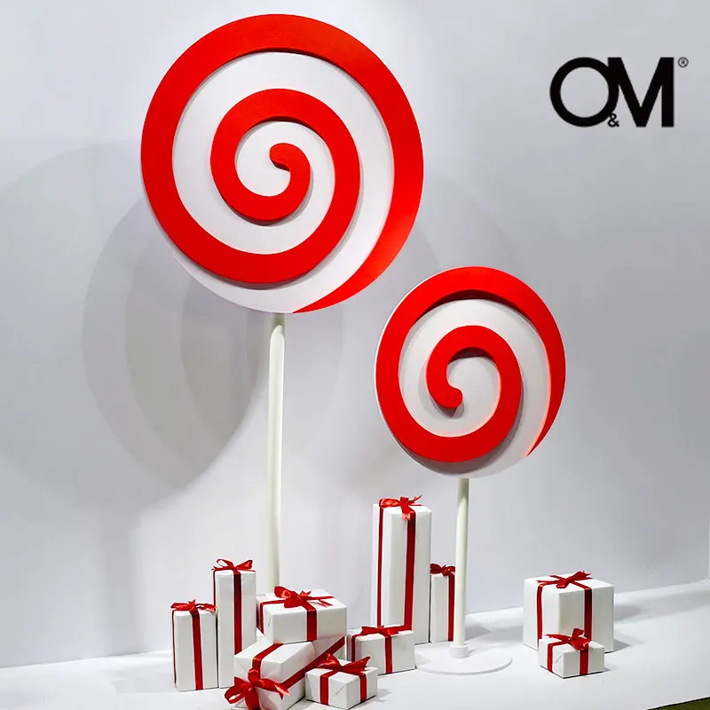 O&M Display Design Wave Board Candy Props Shop Decoration Ideas Christmas Window Display
