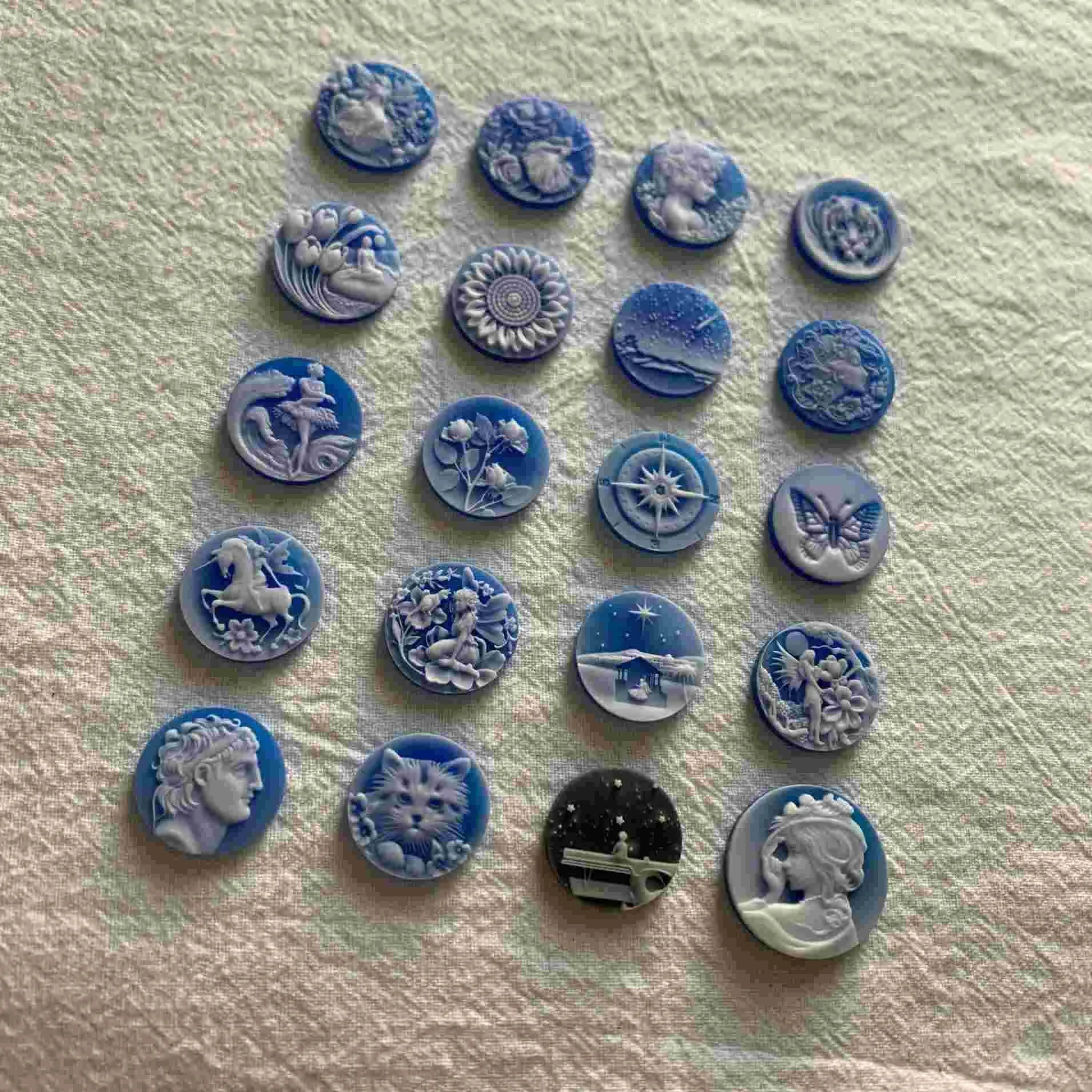 Vintage Victorian Portrait Cabochon Gemstone Commemorate Pendant Rings Fine Jewelry Making Natural Stone Blue Agate Cameo