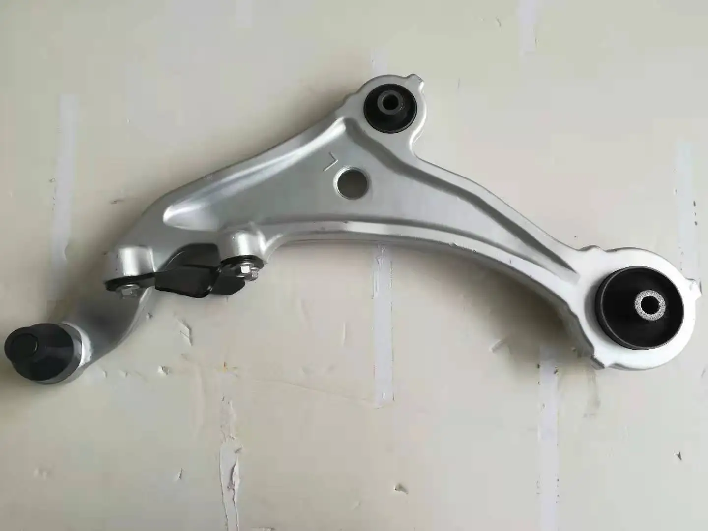 Hot Sale OEM 54501-1AA1A Suspension Control Arms For Nissan MURANO Z51