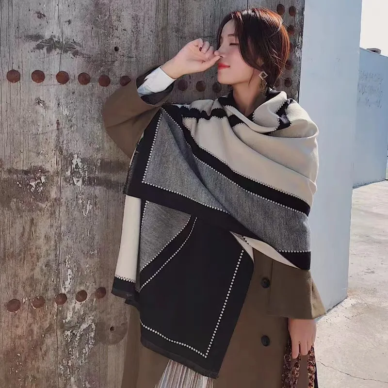 Hot Sale Winter Comfortable Warm Tassels Woven Throw Shawl Throw Scarf Shawl Blanket