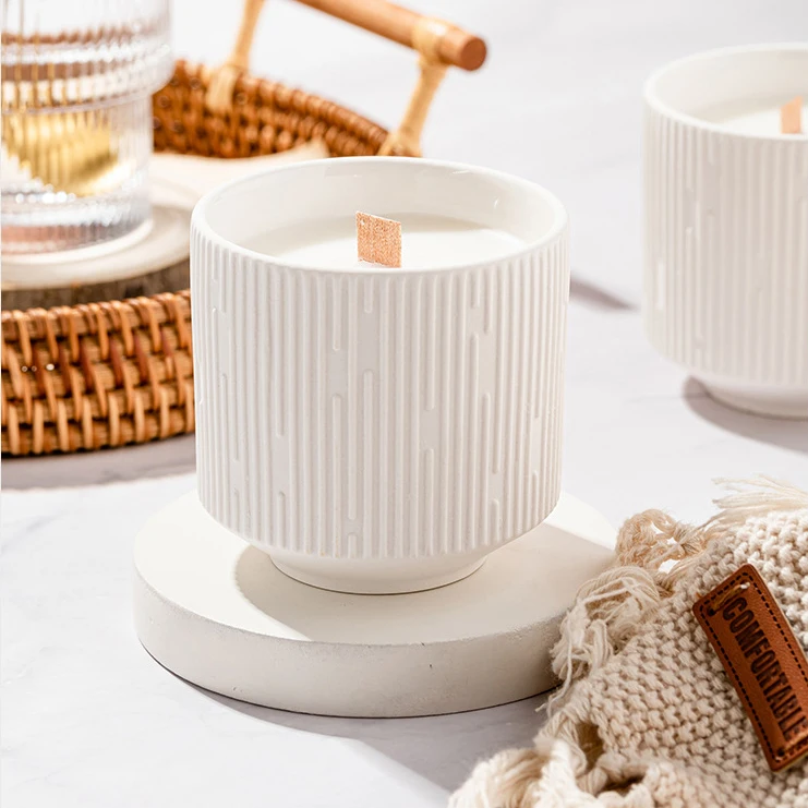 Design sense ceramic cup candle with elegant fragrance Gardenia in Memory scented candles