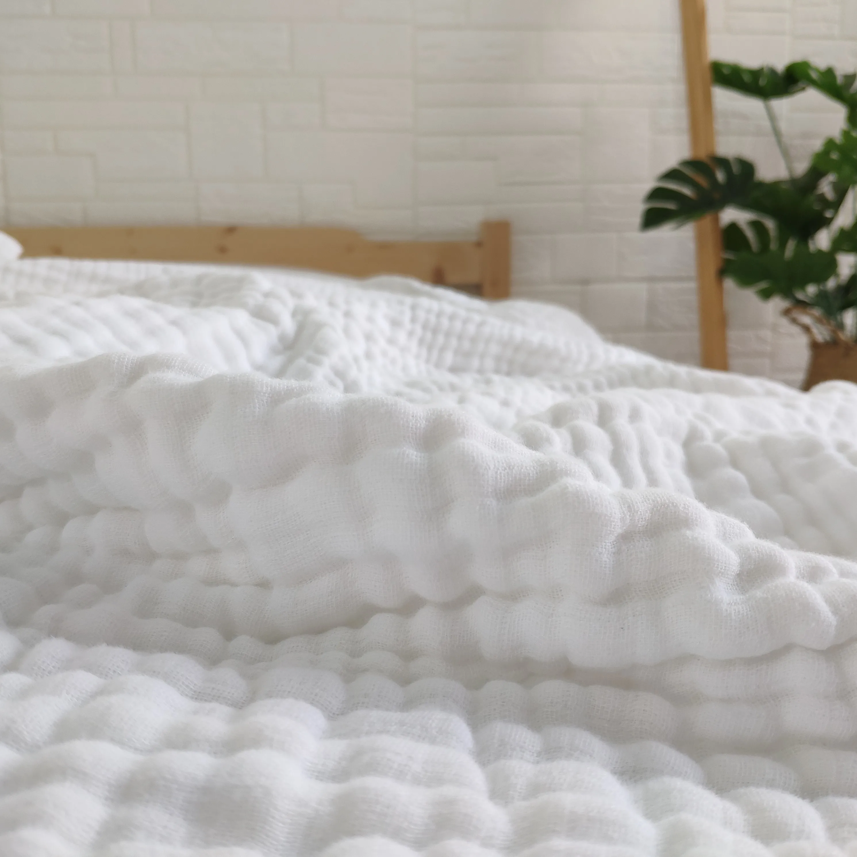 Custom Size 4 Layers Crinkle Cotton Gauze Blanket 100% Cotton White Color 110 x 110 cm Baby Blankets