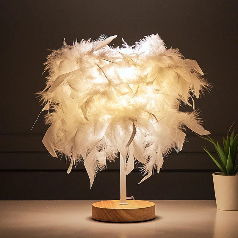 Hot Selling Low Price Wooden Desk Lamp Creative Design Feather Shade Bedside Table Light
