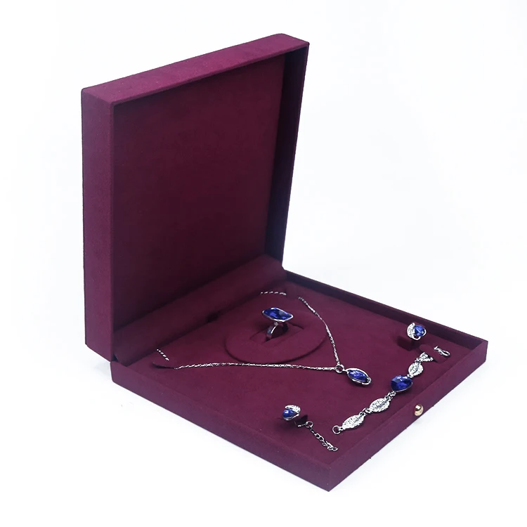 Manufacturer Supply Luxury Purple Velvet Jewelry Set Boxes Velvet Jewelry Box or Case with Custom Logo