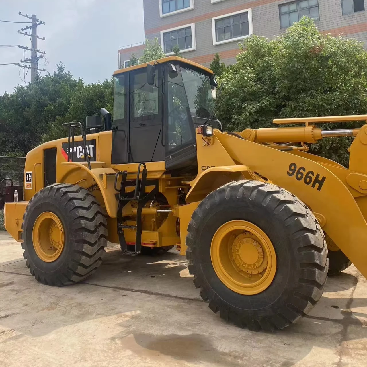 Used Excvavator machinery Front Wheel Loader CAT 966H original Japan made Front wheel loader caterpillar machinery CAT 966H