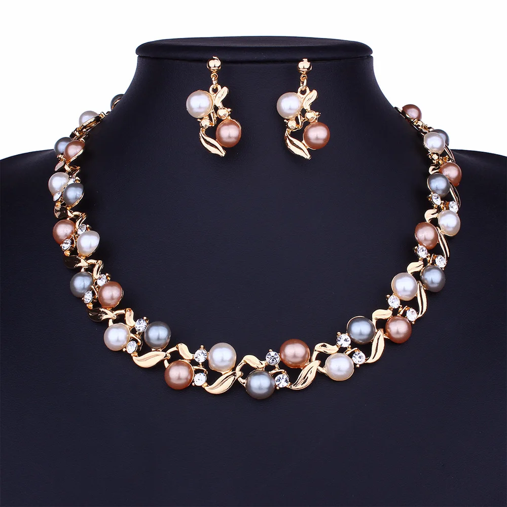 Pakistani Bridal High Fashion Elegant Design Artificial Colorful Pearl Sister Necklace  & Earrings Jewelry Set For girls