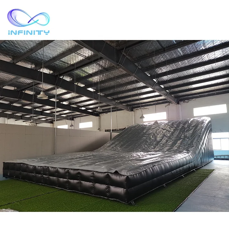 Extreme sports big air landing freestyle motocross landing bag inflatable jumps airbag with ramp