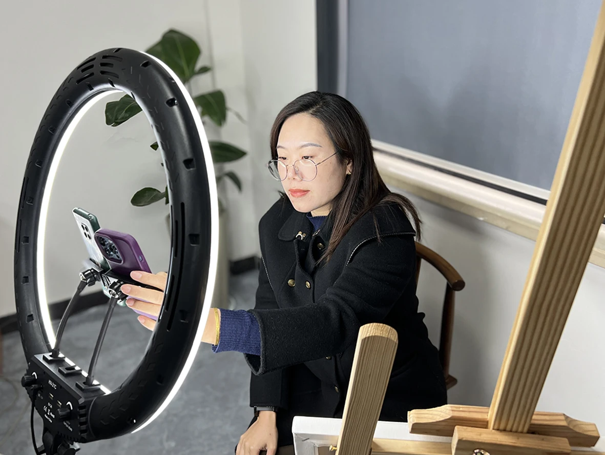 Photographic Lighting 18/21 inch 50W Dimmable Professional Video Light LED Salon Makeup Mirror Ring Light with Tripod Stand