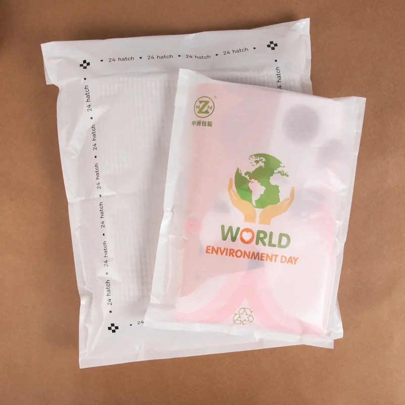 100% Biodegradable Glassine Paper Bag Garment Receycable Transparent Clothing Packaging Wax Coated Paper Bag For Clothes