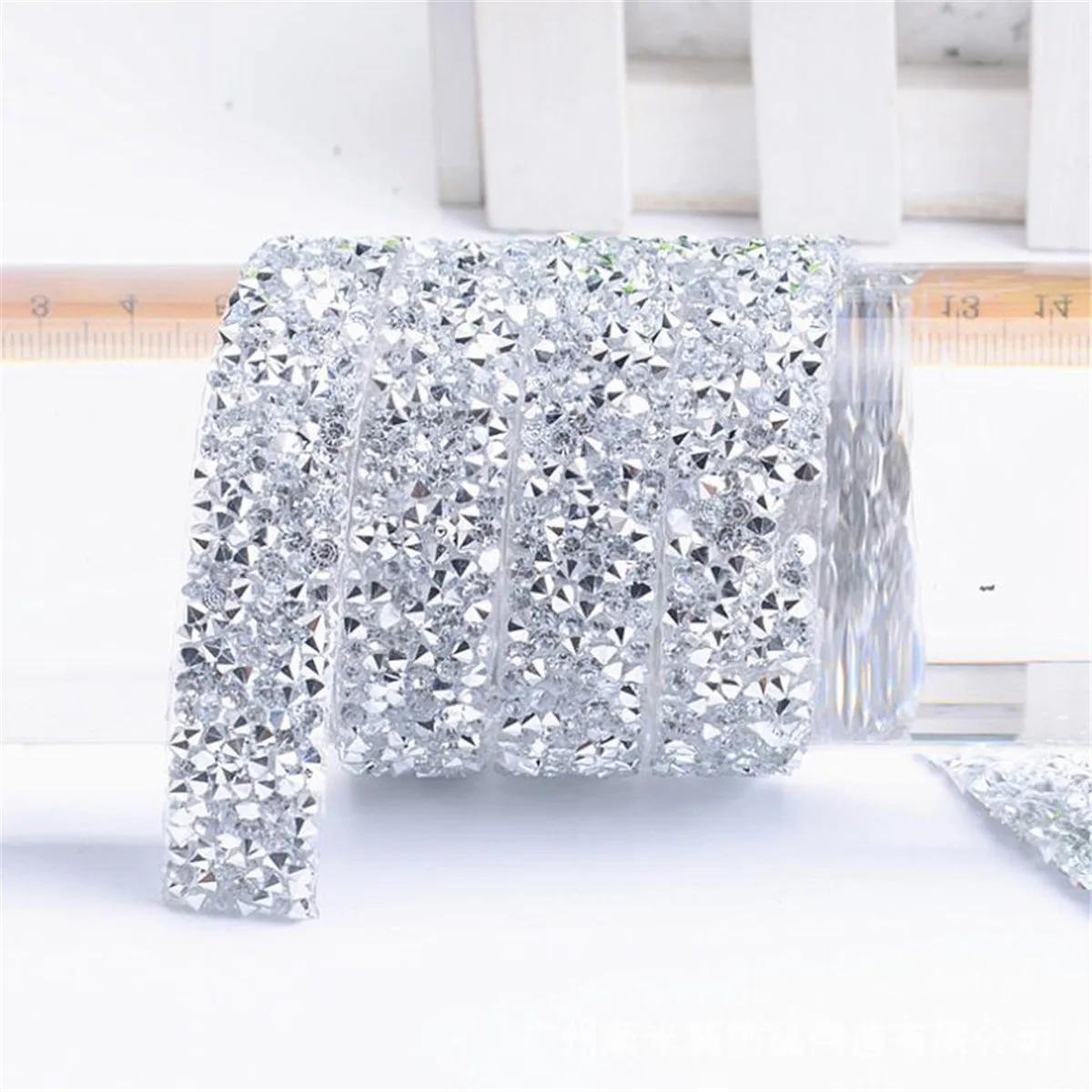 1.5cm Rhinestone Beaded Chain Iron On Applique Trim Wedding Bridal Dress Decor Polyester Lace Trim