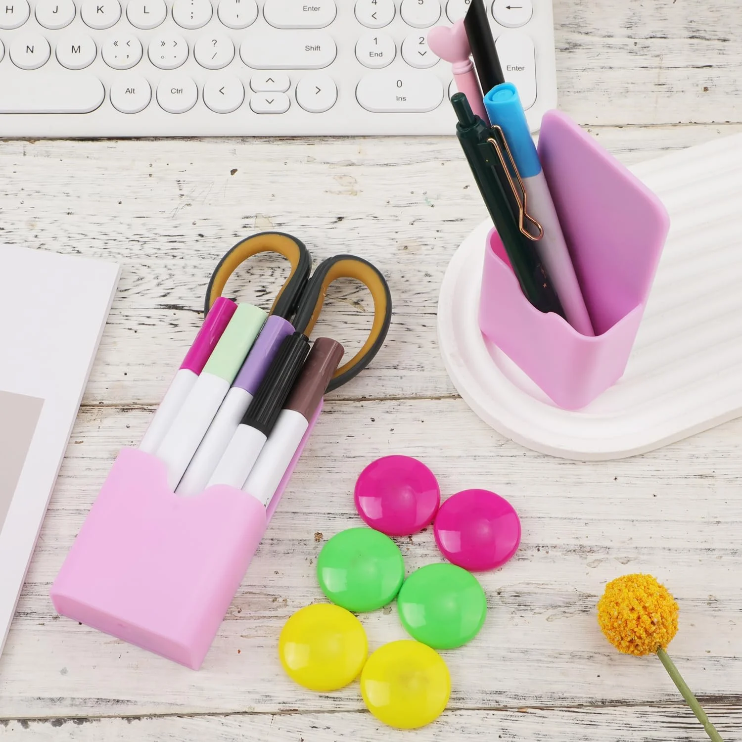 Good Selling Modern Magnetic Holder Flexible Magnetic Holder for Office Bedroom or Laundry Room Colorful Simple Korean Style
