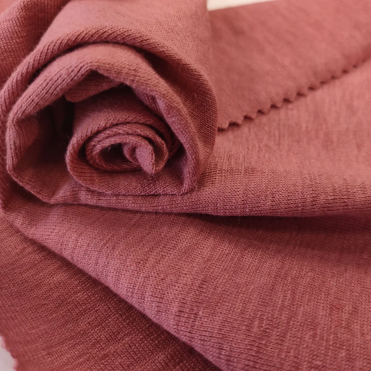 Hot sale 95%Hemp 5%SP fabric soft knitted single jersey for baby rugby and underwear hemp clothing fabric