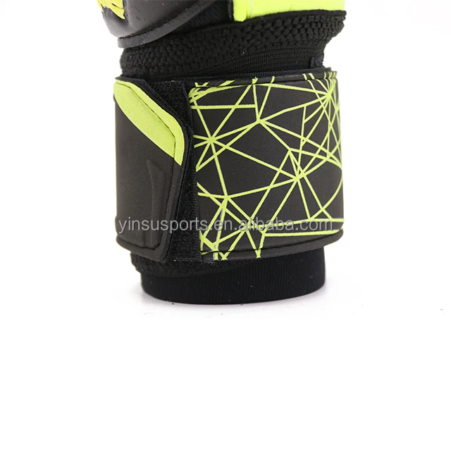 Custom Protective Professional Goalkeeper Gloves high Quality latex Goalie Gloves Soccer Football Goalkeeper Gloves