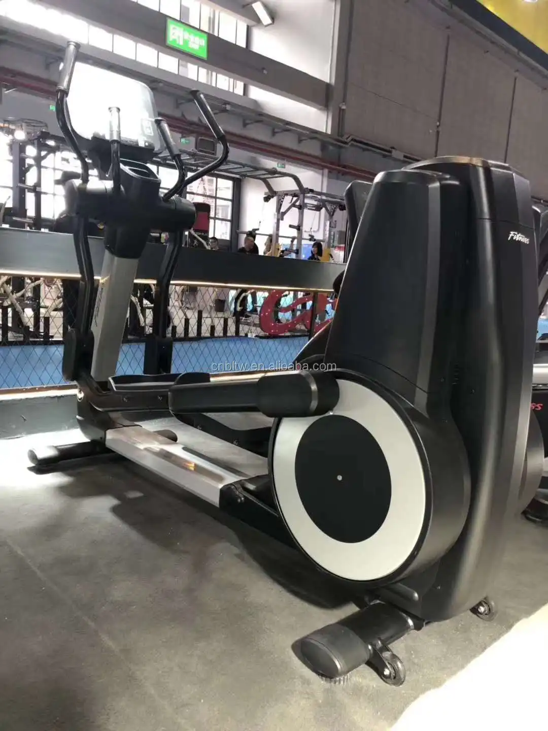 EB8000 New design commercial Low noise Magnetic Elliptical Machines For gym use