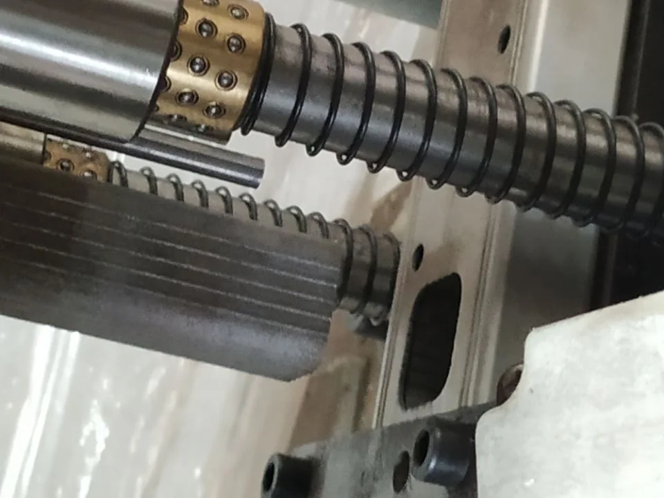 ladder holes punching machine for punching holes on profile