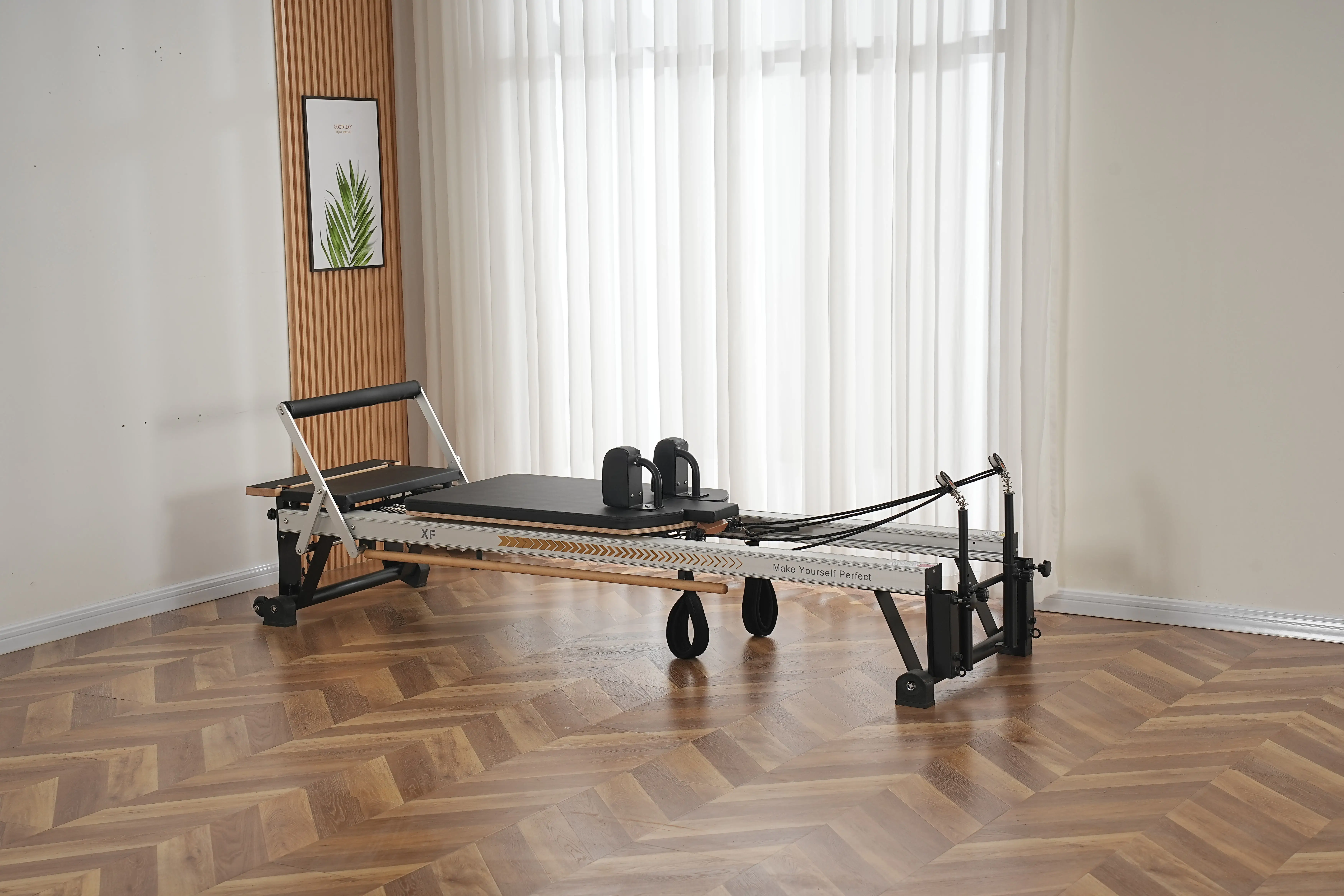 Professional Chinese Pilates Reformer Body Shaping Machine with Pilates Training Bed Frame Yoga Equipment