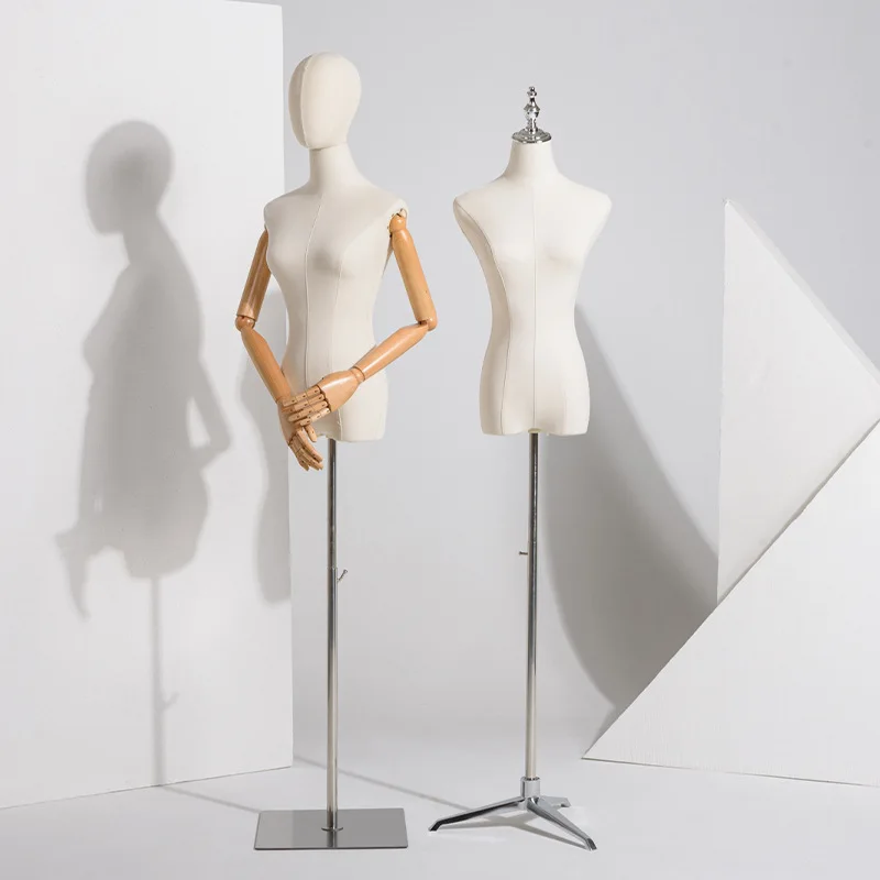 Clothing store female model shelf wedding dress showcase model