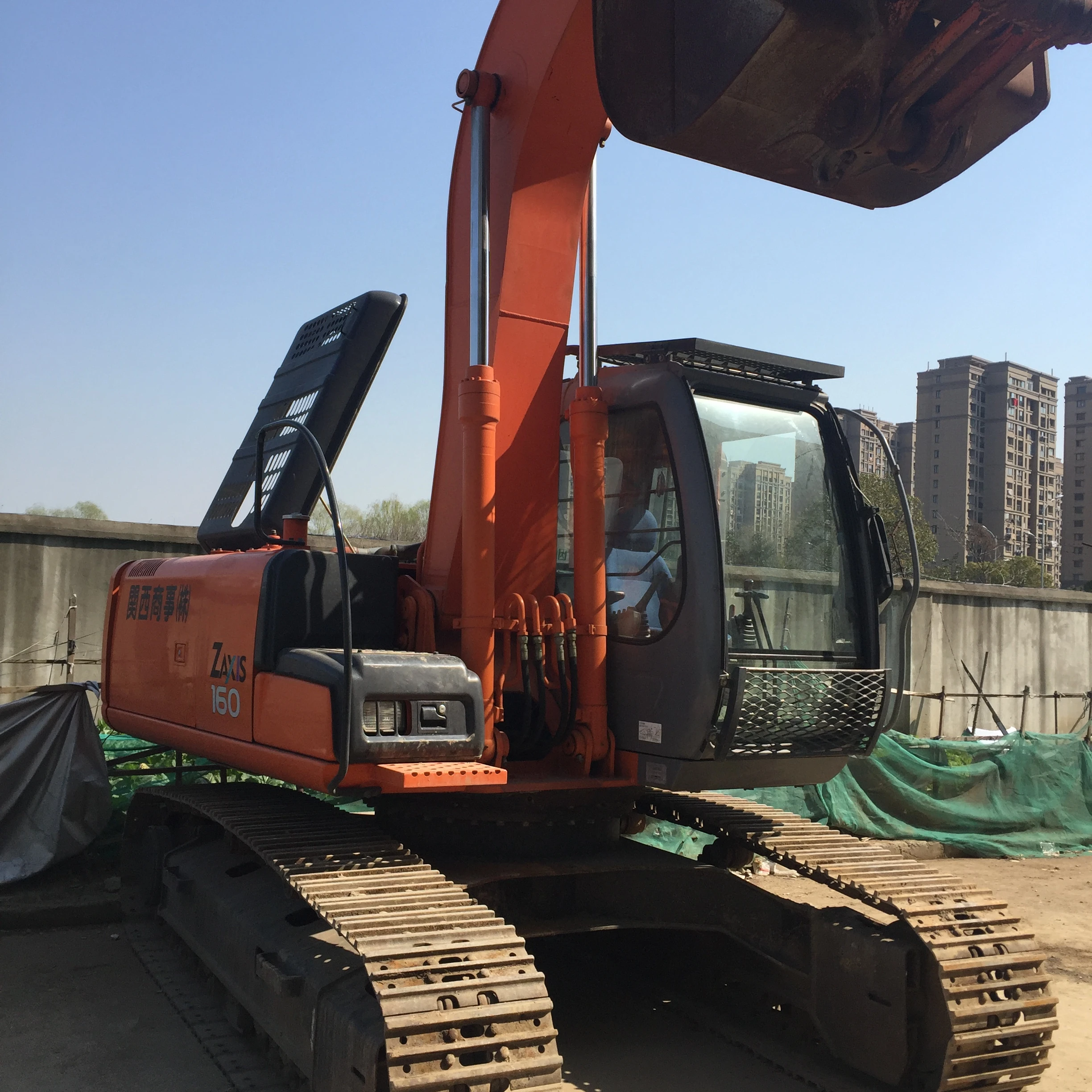 Hitachi ZX160 mini small backhoe equipment Japanese used digger excavator machine with cheap price and spare parts for sale