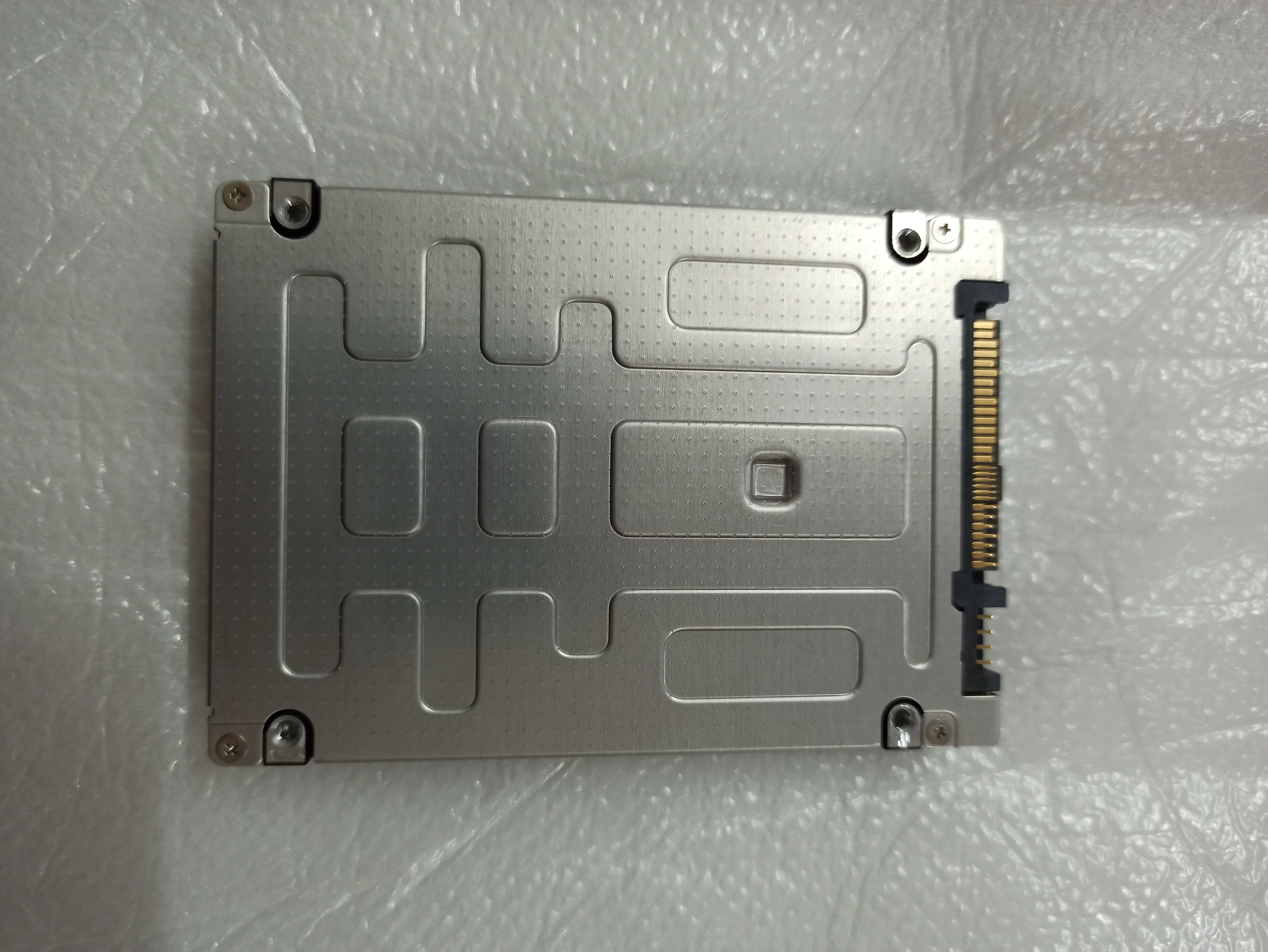 Dell 1.92TB SAS 12Gbps 2.5-inch enterprise solid state drive  V0K7V