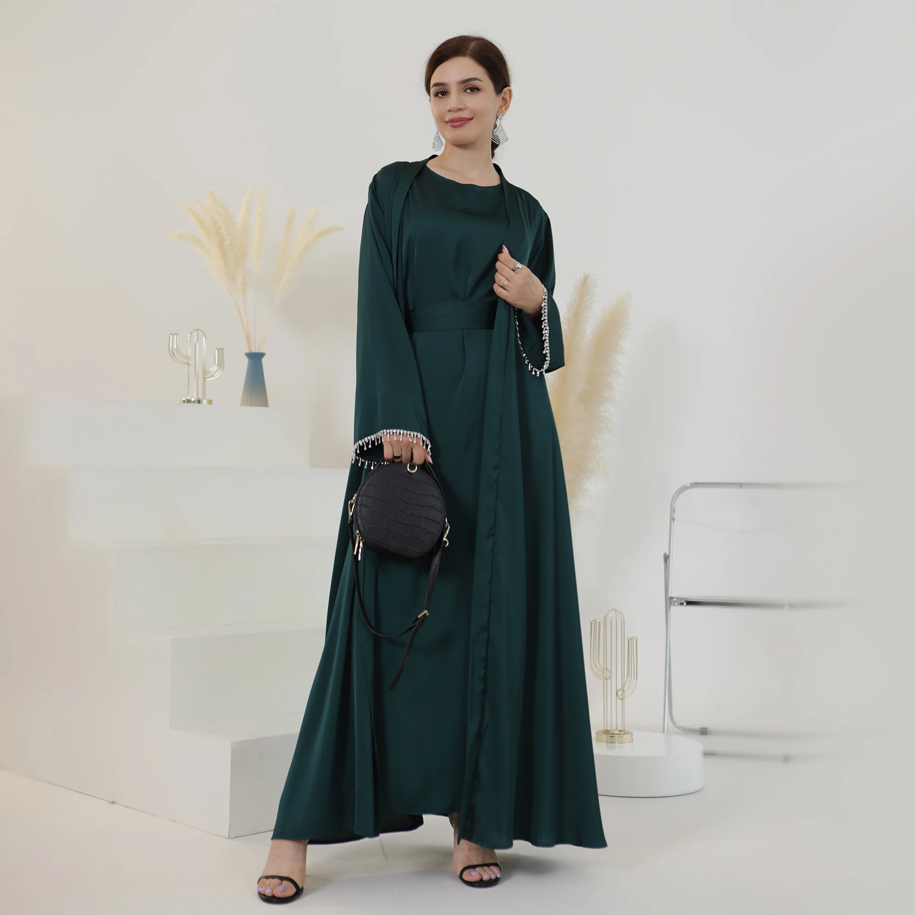 Latest Eid New Design Satin Diamond Dubai Abaya Designs Islamic Clothing Abaya Women Muslim Dress Front Open Abaya