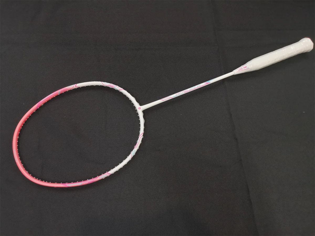 lingmei brand model C60 carbon fiber 4U badminton racket