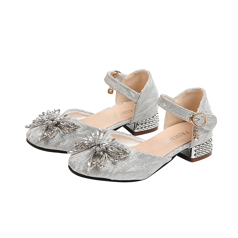 Маленькие туфли принцессы с бабочкой для девочек 2024 летние новые детские круглым носком