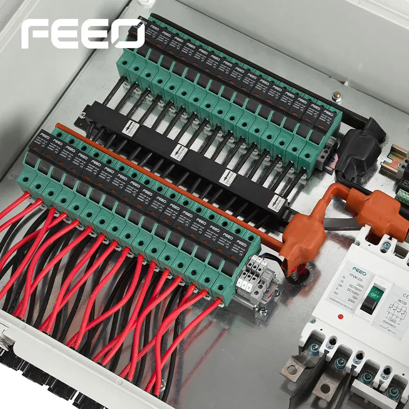 Комбайнер энергосистема Feeo 1500 В 24 в 1 блок совмещения солнечных струн постоянного