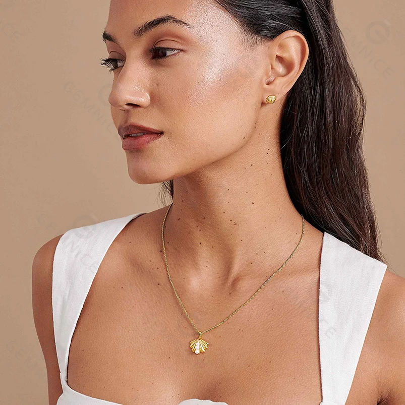 Gemnel hot selling 925 sterling silver 18k gold ocean shell pearl ammonites charm necklace