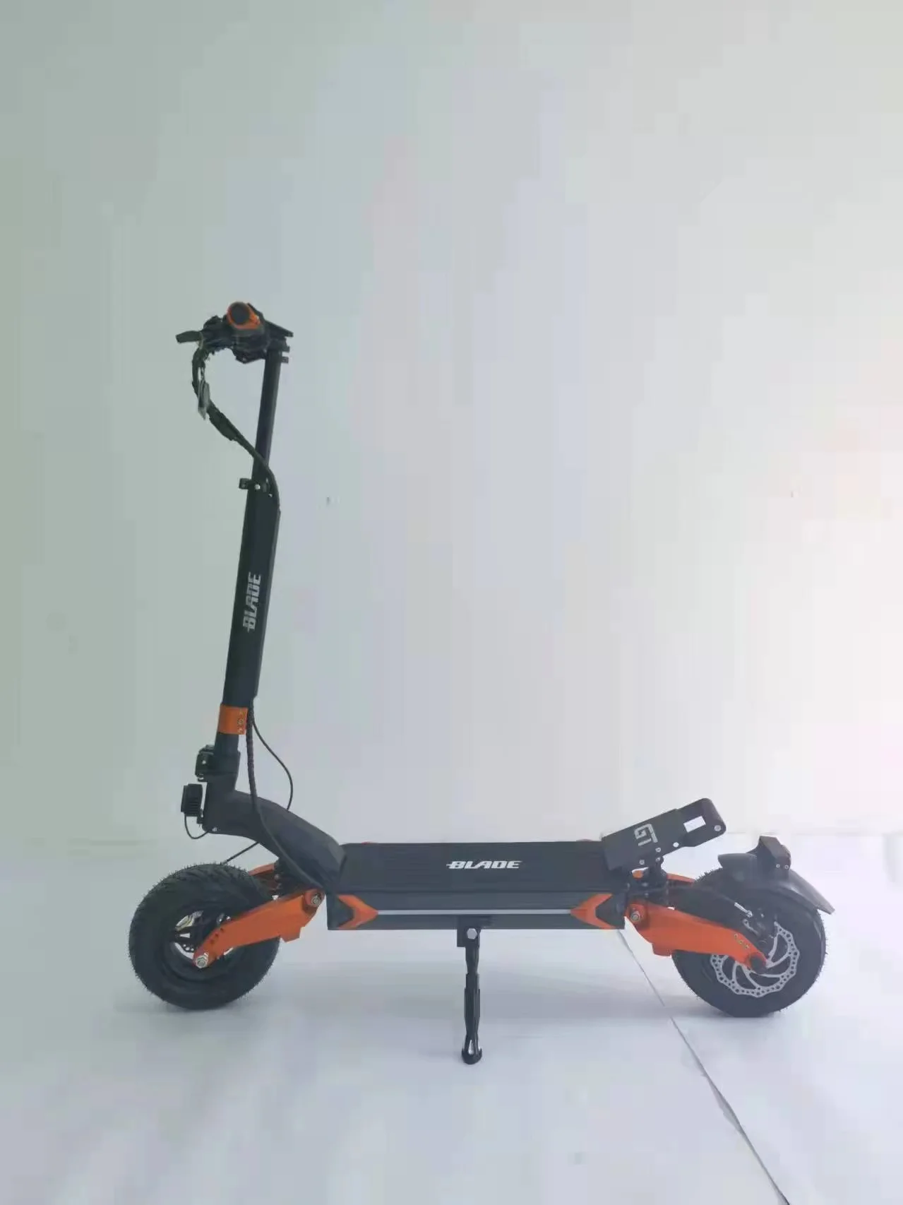 2022 Newest Blade 10 GT Pro TFT Full Hydraulic Brake 5000W Max Speed 85 km/h Electric Scooter