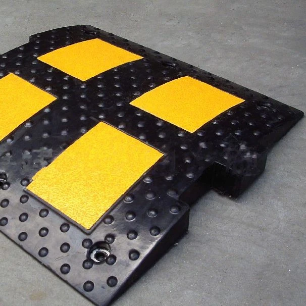 CE Rosh certificated rubber road hump 500*500*50mm, Speed bump