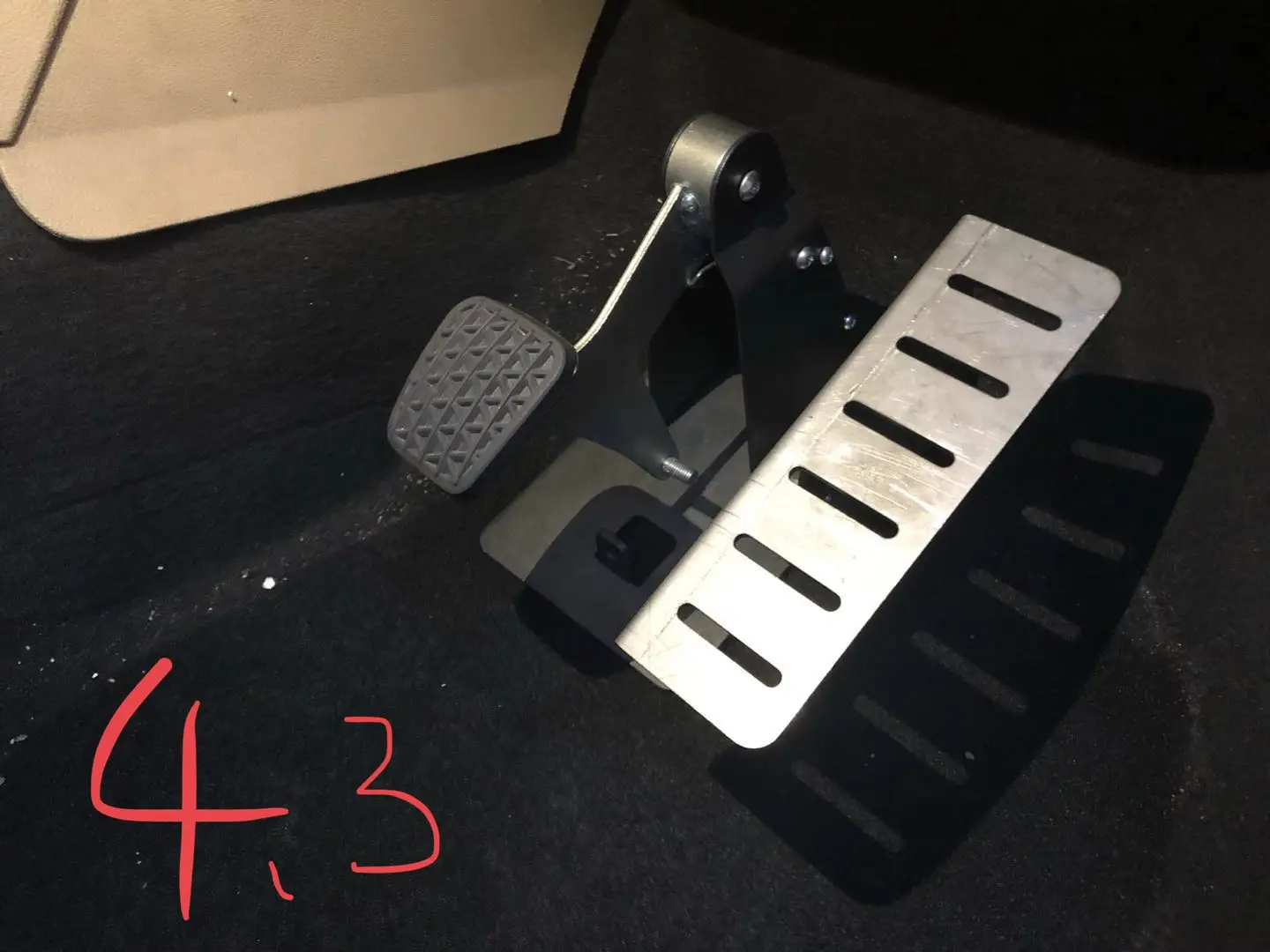 dual brake for driving training car