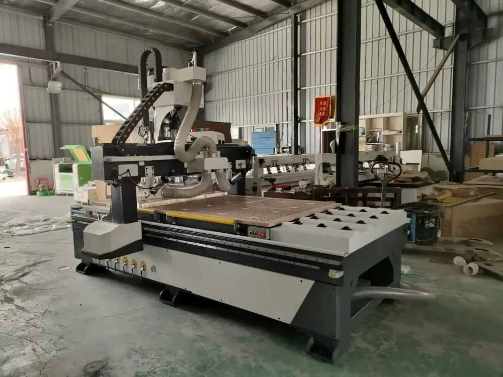Hot-selling ATC CNC 1325 router automatic woodworking machine board carving machine price
